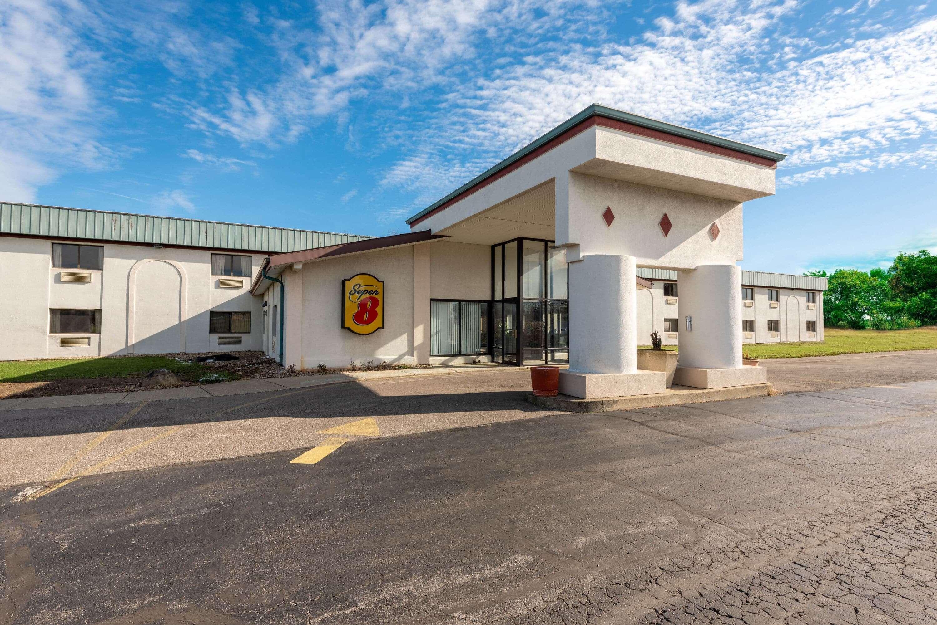 Hotel Super 8 Cleveland North Ridgeville Esterno foto