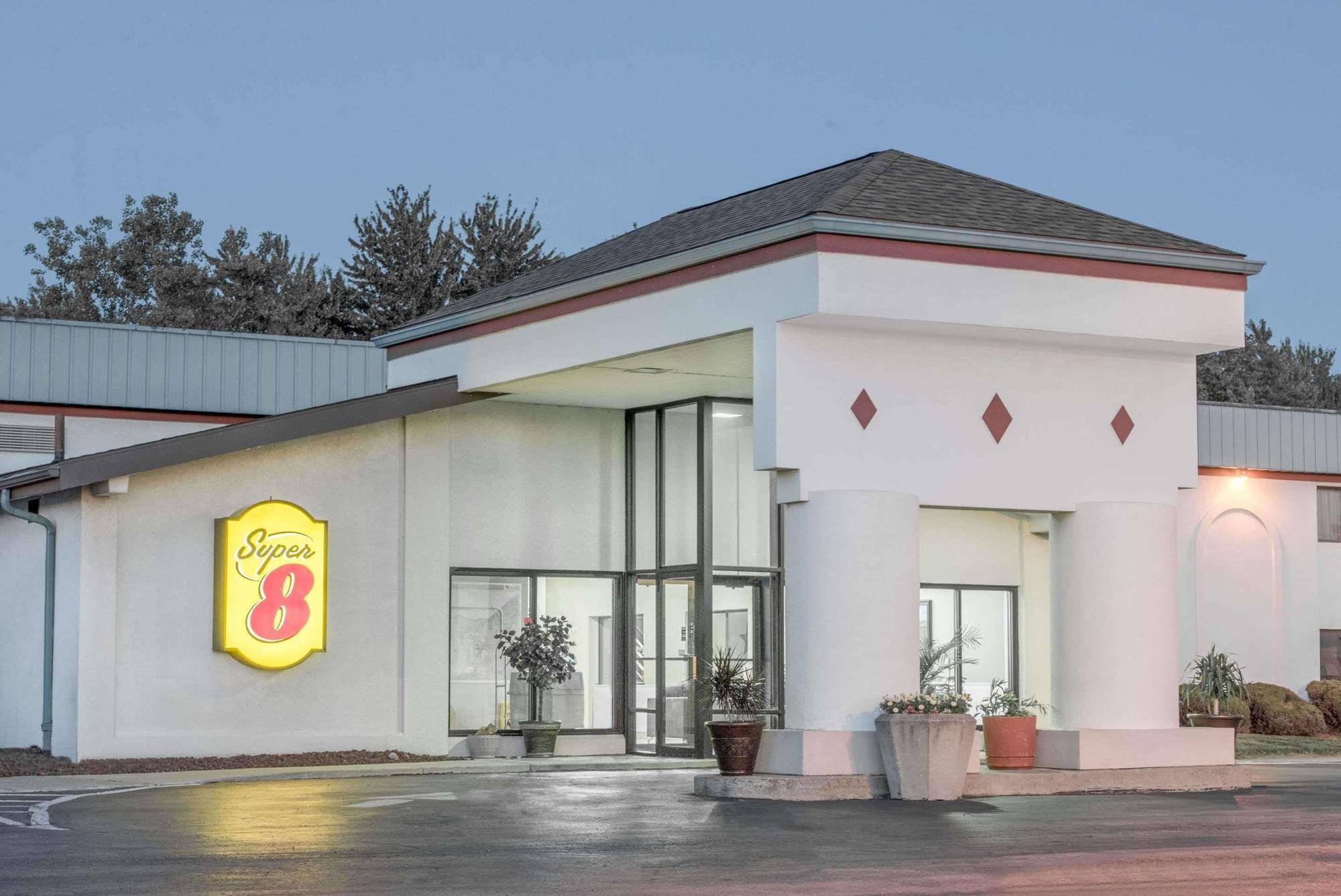 Hotel Super 8 Cleveland North Ridgeville Esterno foto